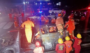 อุบัติเหตุสยอง!รถตู้เสียหลักตกถนนไฟลุกคลอก 11 ชีวิต พบเด็กย่างสด 2 ศพ