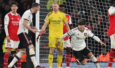 "เอ็นเคเทียห์"ฮีโร่ซัดชัยให้"อาร์เซนอล"เปิดบ้านเฉือน"แมนฯยูไนเต็ด"สุดมัน 3-2 บิ๊กแมตช์ พรีเมียร์ ลีก