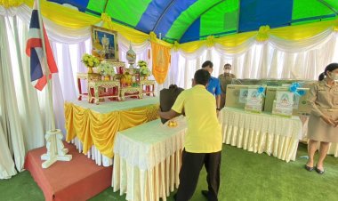 มูลนิธิราชประชานุเคราะห์ฯ มอบเงินและสิ่งของแก่ผู้ประสบอัคคีภัยชาวจังหวัดศรีสะเกษ