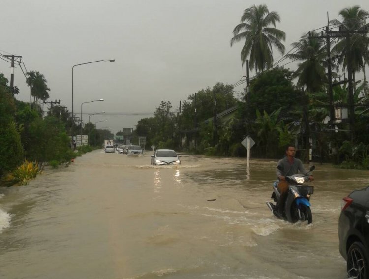 ฝนถล่มชายแดนใต้-อ.โคกโพธิ์เมืองปัตตานีท่วมฉับพลันเดือดร้อนหนัก