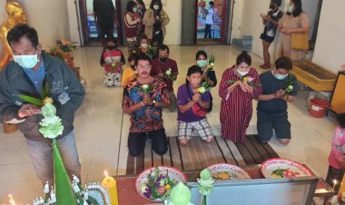 หนุ่มรอนานพึ่งได้แก้บน ให้หลวงพ่อฟัก หลังประสบความสำเร็จในหน้าที่การงาน