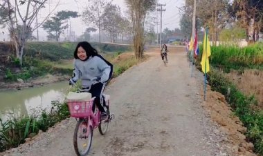 เรื่องราวดีๆ ของผ้าเหลือง   "ถนนพระทำ"   พระนำชาวบ้านสร้างถนนไม่รองบรัฐ