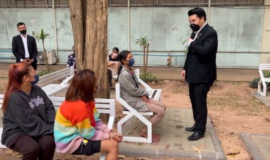 " กัน จอมพลัง" เข้าช่วยเหลือนร.ถูกไฟคลอก-เตรียมเปิดบัญชี เพื่อช่วยเหลือรักษาค่าพยาบาล