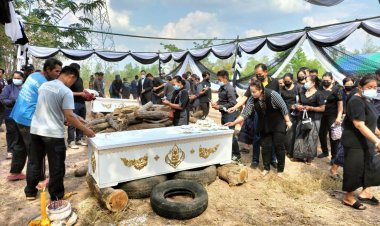 ญาติร่ำไห้ระงม!เผาแล้วยาย-หลาน ชาวอำนาจเจริญ 2 ในเหยื่อรถตู้ไฟไหม้ 11 ศพ