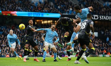 "แมนฯซิตี้" เปิดรังไล่ถลุง"แอสตัน วิลล่า" จี้ อาร์เซนอล เหลือ 3 คะแนน