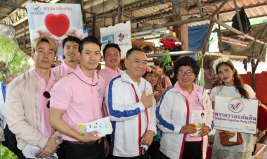 ตลาดแตก!!! พรรครวมแผ่นดินบุก ยานนาวา-บางคอแหลม แนะนำตัว ว่าที่ผู้สมัคร ส.ส. “ครูจุ๋ม ธนินท์ธร”