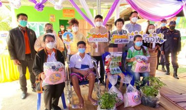 ผู้ว่าฯศรีสะเกษ มอบบ้านให้แก่ผู้ยากไร้ตามโครงการ"เฮือนดีๆ ศรีสะเกษ ไม่ทิ้งกัน"