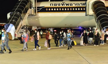 เครื่องบินกองทัพอากาศขนคนไทย 36 คน พร้อมผู้เสียชีวิตแผ่นดินไหวในตุรกี กลับถึงไทยแล้ว