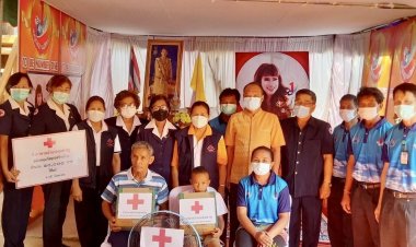 "พรชัย"นายอำเภอขุนหาญพร้อมรองนายกกิ่งกาชาด มอบบ้านและสิ่งของให้แก่ราษฏร์ผู้ยากไร้