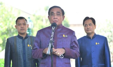 'บิ๊กตู่' หงุดหงิดถูกสื่อจี้ถามยุบสภา ปัดไม่ใช่ 21 มี.ค.ทำไมต้องยุบตรงกับวันเกิด