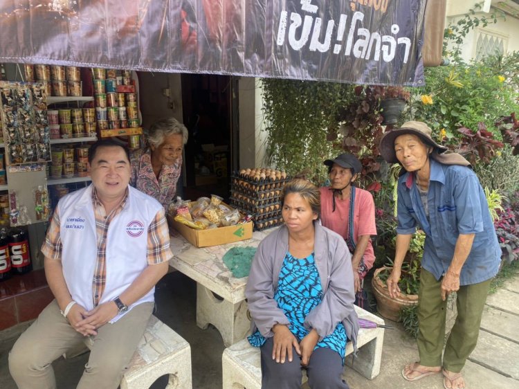 "นายกเคี้ยง คนบ้านเฮา" ลงพื้นที่พบปะพี่น้องชาวบ้าน ต. แม่กาษา มีเราไม่มีแล้ง มีน้ำไม่มีจน