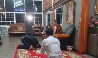 จำเลยคดี 1 คนนำขัน 5 ขอขมา"ครูบาไก่"ท่ามกลางชาวบ้านและพระเณรแน่นกุฏิ