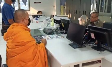 พระสงฆ์ยังไม่เว้น!แก๊งคอนเซ็นเตอร์อ้างสรรพากรเรียกเก็บภาษีย้อนหลังอ้างพระเปิดบริษัทเครื่องสำอางเลี่ยงภาษี