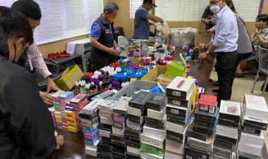 สคบ.ร่วม สน.อุดมสุขลุยจับบุหรี่ไฟฟ้าใกล้มหาลัยชื่อดังย่านเขตประเวศ