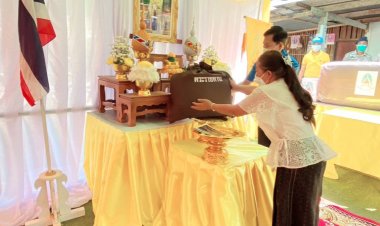 มูลนิธิราชประชานุเคราะห์ศรีสะเกษ มอบเงินและสิ่งของพระราชทาน ช่วยเหลือผู้ประสบอัคคีภัย