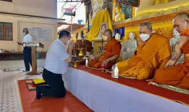 "นายกเคี้ยง คนบ้านเฮา" ประธานจุดธูป=เทียนธรรม   งานฌาปนกิจศพ  "คุณราเชนทร์ ผิวอ่อน"