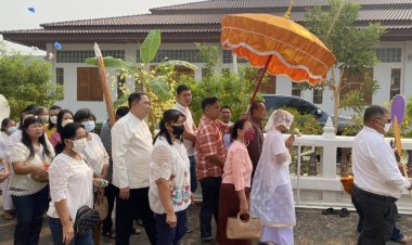 "นายกเคี้ยง คนบ้านเฮา" ร่วมงานบุญบวชพระ ที่ วัดดอนมูลแม่สอดพร้อมลงพื้นที่พบปะพี่น้องชาวบ้าน