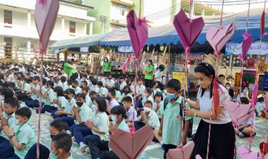 โรงเรียนสังกัดเทศบาลเมืองปราจีนฯ จัดกิจกรรแลกเปลี่ยนเรียนรู้-ตลาดนัดเศรษฐกิจพอเพียงรับปิดเทอม