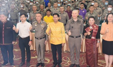 ผู้ว่าฯศรีสะเกษเปิดโครงการฝึกอบรมวิทยากรต้นแบบแก้ปัญหายาเสพติดครบวงจร