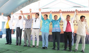 ประชาชาติ อ้อนสตรี "วันนอร์- ทวี"มั่นใจ ลั่นเลือกพรรค มีสวัสดิการและบัตรคนรวยทุกคน