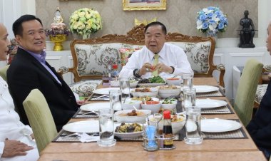 “อนุทิน”แจงทานข้าวกับ “บิ๊กป้อม” คุยการเมือง ร่วมรัฐบาลหน้า "กัญชา" ต้องผ่าน