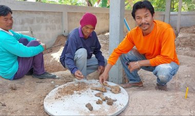 ฮือฮา!ชาวบ้านเสิงสางขุดหลุมสร้างส้วมพบวัตถุโบราณเพียบเร่งแจ้งศิลปากรเข้ามาตรวจสอบ