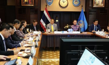 ทีมเศรษฐกิจพรรคเพื่อไทยจับเข่าคุยแลกเปลี่ยนข้อคิดเห็นกับ "หอการค้าฯ –สภาหอการค้าฯ”