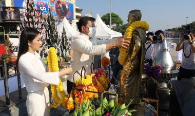 ผู้ว่าฯโคราชนำทุกภาคส่วนบวงสรวงไข่ไก่ 15,555 ฟองแก้บนย่าโม นักตบลูกยาง ชาย-หญิง คว้าแชมป์ลีก