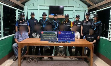 ตม.มุกดาหารสนธิกำลังทหารพรานจับกุมชายไทยช่วยเหลือชาวจีน 5 คนลักลอบเข้าไทยโดยไม่ได้รับอนุญาต