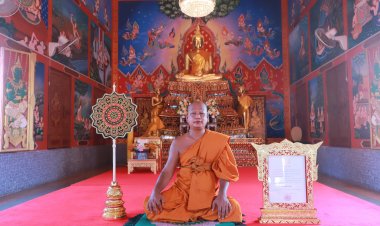 ศิษยานุศิษย์ วัดมหาวงษ์ ร่วมขบวนแห่พัดยศและใบตราตั้งฐานานุกรม ในโอกาสพระวินัยธรยุทธนา ผู้ช่วยเจ้าอาวาสวัดมหาวงษ์ ดำรงตำแห่นงฐานานุกรมที่ พระครูปลัดจริยวัฒน์