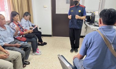 คปภ. ลงพื้นที่ช่วยเหลือด้านประกันภัย “รถเก๋ง ชนรถบรรทุก 6 ล้อ”เสียชีวิต 6 ศพ บาดเจ็บ 2 ที่อุตรดิตถ์