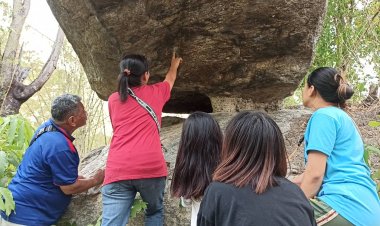 เซียนหวยแห่กราบไหว้เจ้าแม่หินเทิน หินแปลกขาดใหญ่สวยซ้อนกัน 3 ก้อนอายุหลายร้อยปีหวังลุ้นโชคลาภ