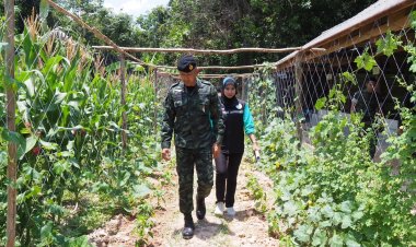 ผอ.ศปพร.ลงพื้นที่เยี่ยมเยียนพี่น้องกลุ่มเสื้อเขียวต่อยอด แนวทางศาสตร์พระราชา เพื่อพัฒนาจังหวัดชายแดนภาคใต้