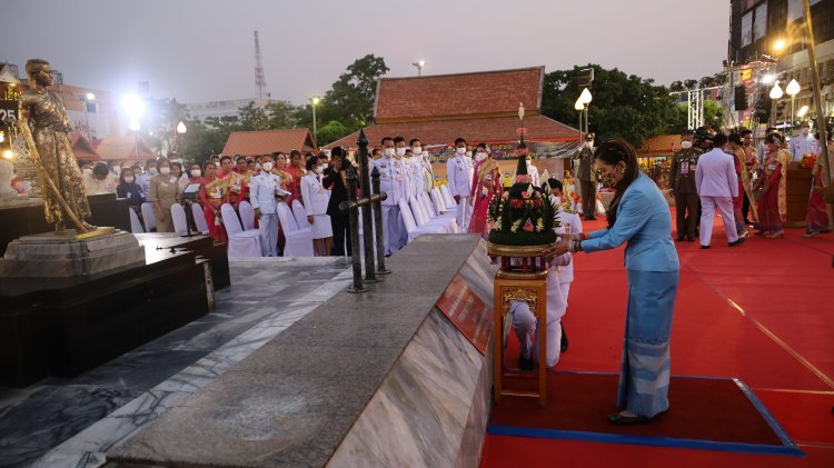 สมเด็จพระเจ้าน้องนางเธอ เจ้าฟ้าจุฬาภรณฯ ทรงเสด็จทอดพระเนตพิธีเปิดงานย่าโมสุดยิ่งใหญ่