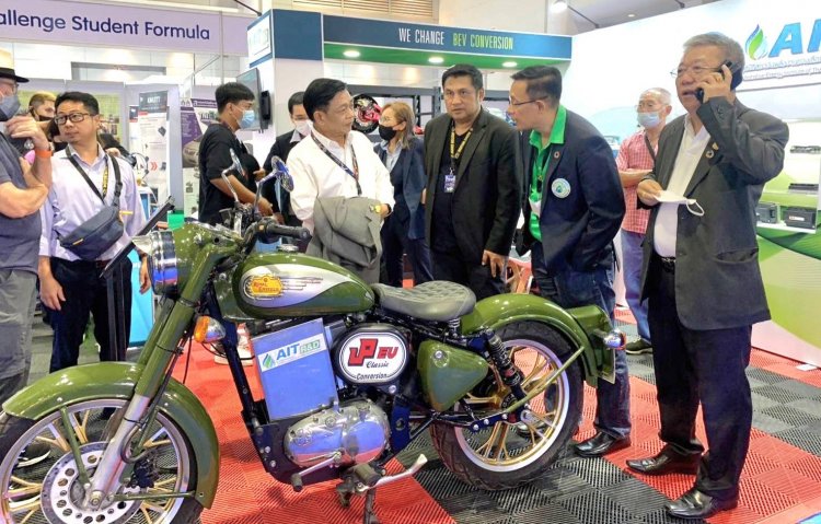 AIT-R&D เติมสีสัน...ประสบการณ์ BEV Conversion.. สู่โลกพลังงานสะอาด ในงาน MotorShow 2023