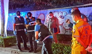 เร่งล่า 2 คนร้ายปืนโหดไล่ยิง นศ.ปทุมวัน รถคว่ำ ย้อนกลับมารัวซ้ำดับสลด