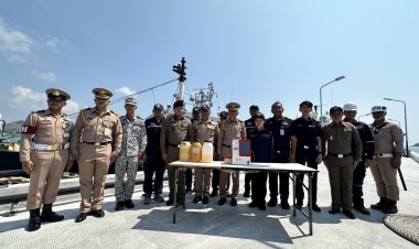 กองทัพเรือจับเรือบรรทุกน้ำมันเถื่อน เกือบ 3 แสนลิตร กลางอ่าวไทย ปรับ 14 ล้านบาท