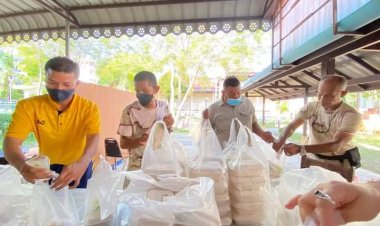 ผู้ว่าฯปัตตานียกย่องนักศึกษาUNISELจากมหาวิทยาลัยรัฐสลางจิตอาสาติวเตอร์ภาษาอังกฤษและมลายูให้กับเยาวชนค่ายภาคฤดูร้อน