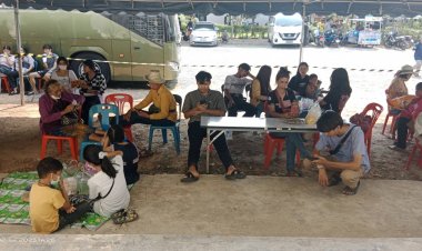 ชาว อ.กบินทร์บุรีเกณฑ์ทหาร 2-4 เม.ย.นี้ ท่ามกลางญาติ-มิตรลุ้นเป็นกำลังใจ