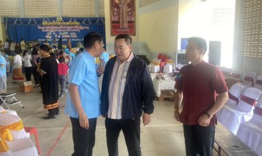 “อดีตนายกเคี้ยง-อดีต สส.ชัยวุฒิ" ร่วมโครงการส่งเสริมและพัฒนาคุณภาพชีวิตผู้สูงอายุโรงเรียนผู้สูงอายุ ต.แม่กุ