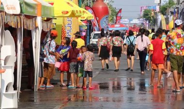 สาดซิ่ง-สาดศิลป์ คลื่นมนุษย์ไร้แอลกอฮอลล์ รีเทริน สงกรานต์ มันส์หยดสนั่นเมืองขอนแก่น