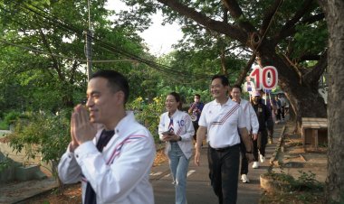แกนนำพรรครวมไทยสร้างชาติผนึกกำลังลงพื้นที่ขอคะแนนสนับสนุน “อ้อ ศิรนันท์” เบอร์ 10
