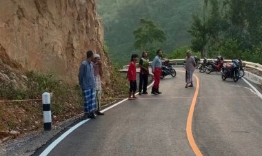 สลด!ชาวบ้านหาของป่า ถูกดักยิงทิ้งศพข้างรถ จยย.ใน อ.บันนังสตา จ.ยะลา