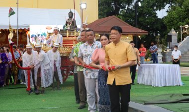 สงกรานต์โคราชเริ่มแล้ว ผู้ว่าอัญเชิญพระคันธารราฐ แห่รอบเมือง