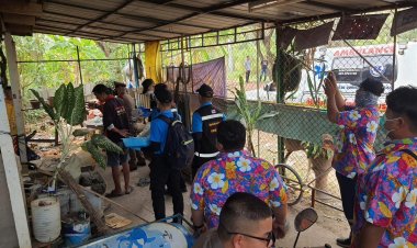 ฉลองสงกรานต์! ตั้งวงก๊งเหล้าพูดไม่เข้าหูกับแกล้มไม่ออกช่วยโดนรุมสกัมดับคาที่