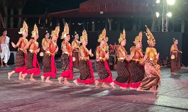 ผู้ว่าฯชัยภูมิ ปลื้มสุดๆ กล่าวชมการแสดง แสง สี เสียง นมัสการพระใหญ่ทวารวดี เมืองนครกาหลง