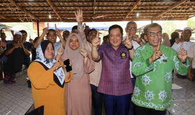 พ.ต.อ ทวี สอดส่อง เลขาธิการพรรคประชาชาติ นำคณะพรรคประชาชาติ เดินทางข้ามแดนไปยังรัฐกลันตัน