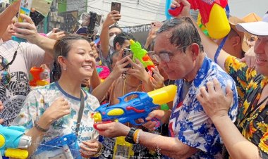 สงกรานต์ครึกครื้นทั่วไทย เพจลุงตู่ตูน ยกเป็นผลงานชิ้นโบว์แดง “ประยุทธ์” ทำคนไทยกลับมามีความสุขยิ้มได้