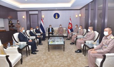 ผบ.ทร./รอง.ผอ.ศรชล.ต้อนรับประธานคณะกรรมาธิการทหารและความมั่นคงของรัฐวุฒิสภา