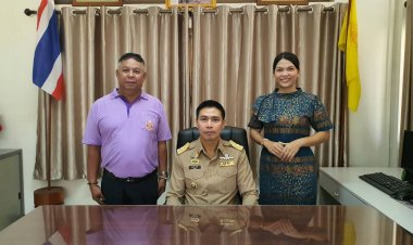 นุ้ยส์ เมืองฉอด และ จ.ป.ส. มาส่ง"นาย อำเภอตั้ม" ขึ้นเป็นนายอำเภอสบเมย คนใหม่
